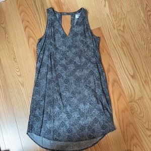 Old Navy Black and white pattern dress